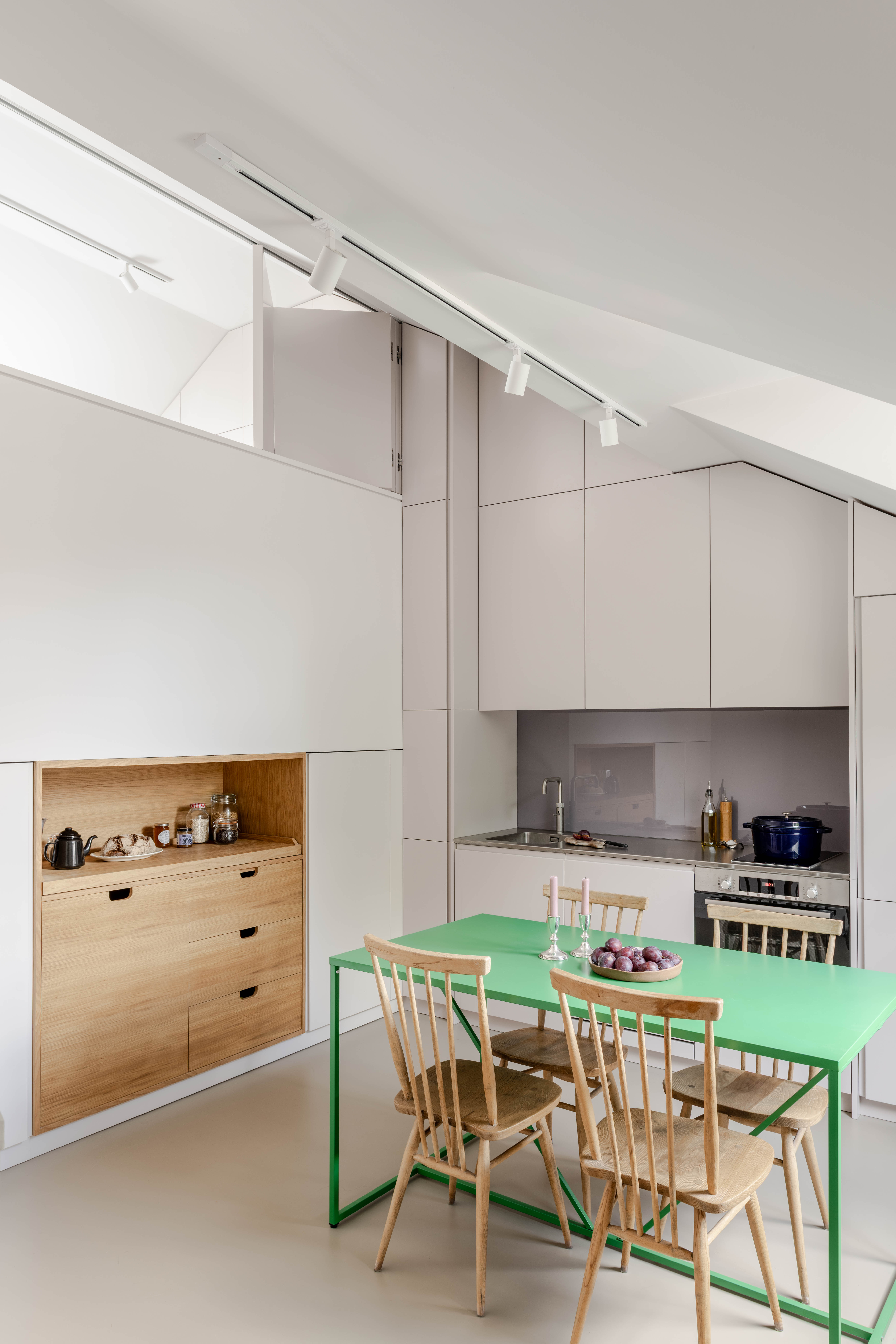 Kew  gallery image